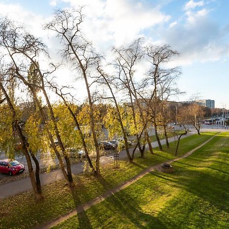Ochota Sunny Apartment Варшава Экстерьер фото