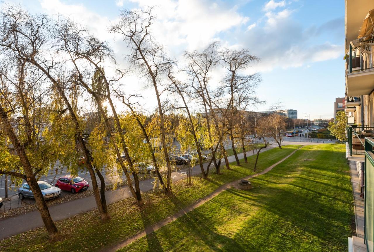 Ochota Sunny Apartment Варшава Экстерьер фото