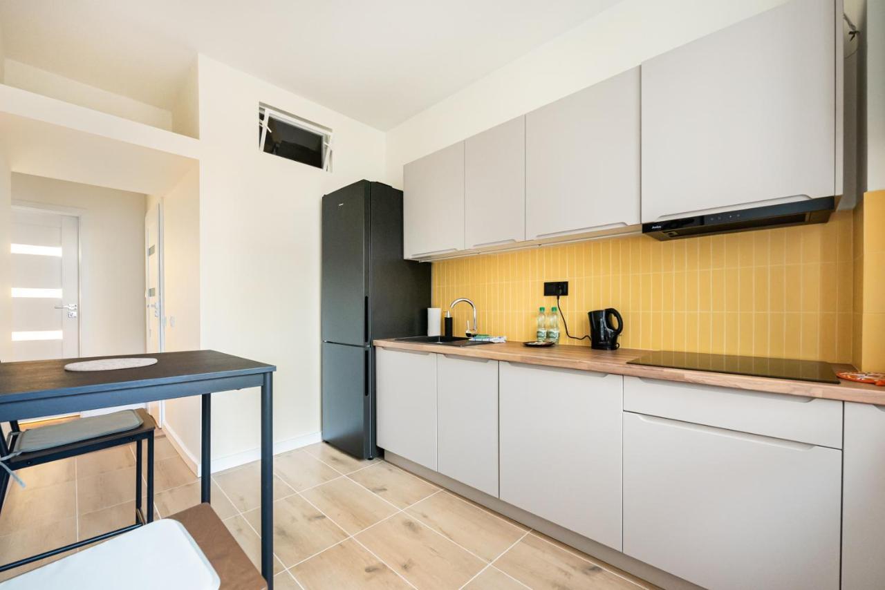 Ochota Sunny Apartment Варшава Экстерьер фото